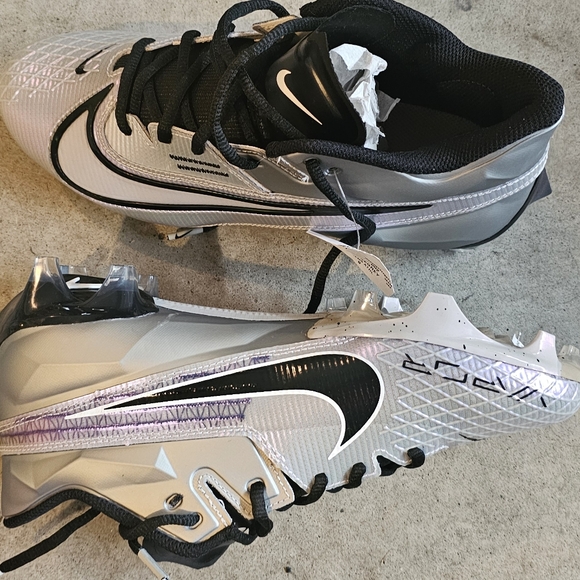 Football shoes , Nike - Picture 2 of 13